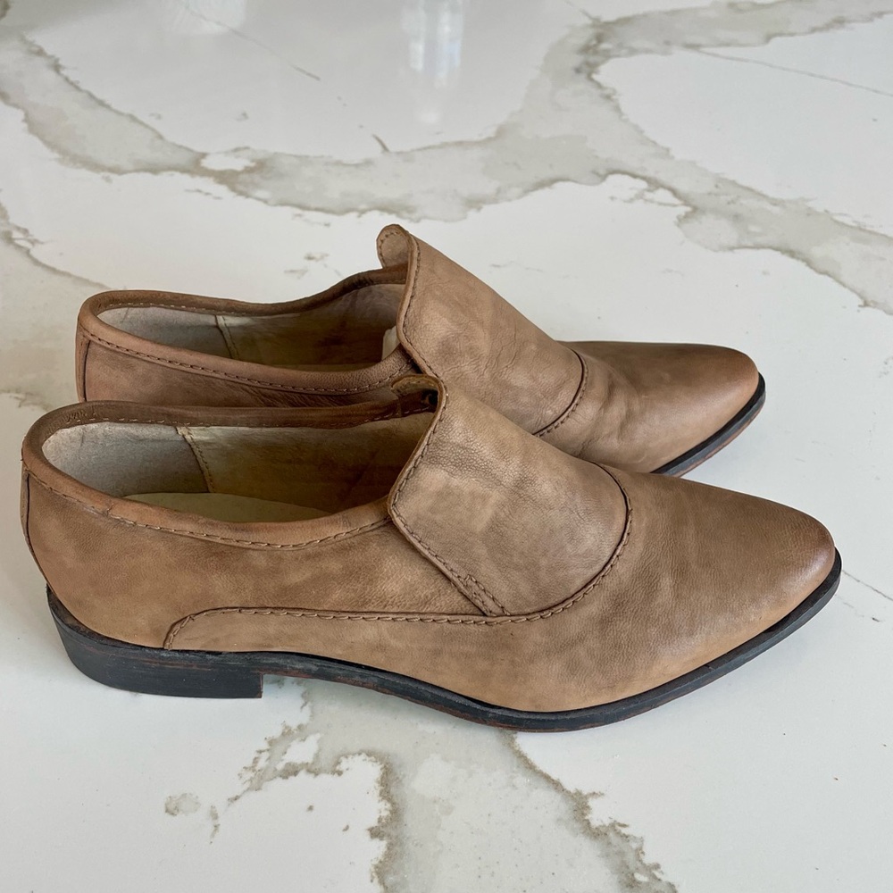 Free People Brady Camel Loafers SIZE 37.5/SIZE 7
